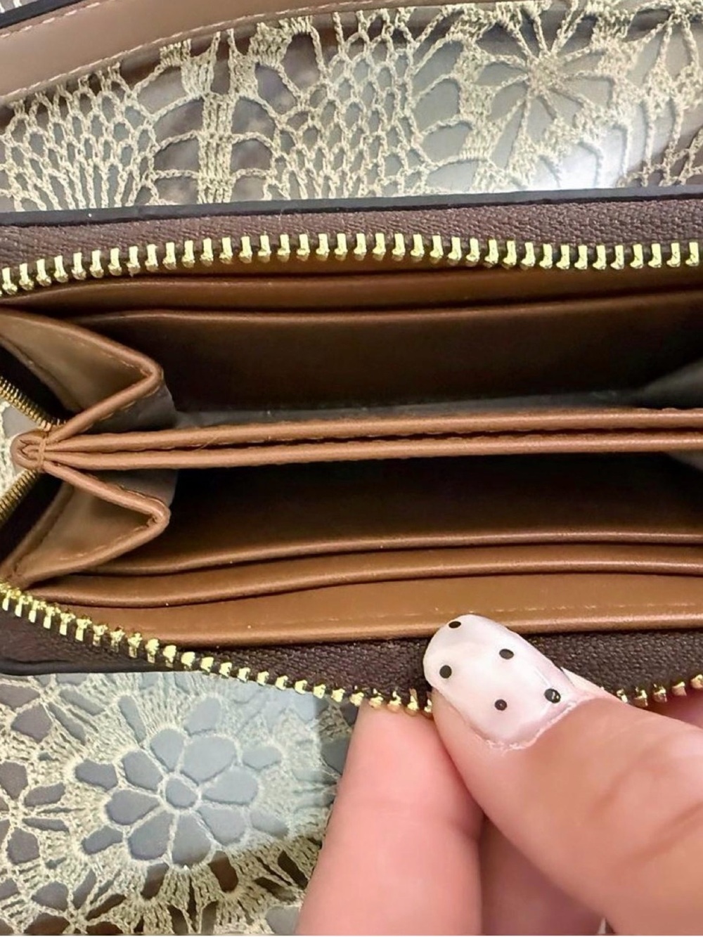 Michael Kors Signature Brown Blush Crossbody + Matching Wallet Bundle EUC - Picture 7 of 8